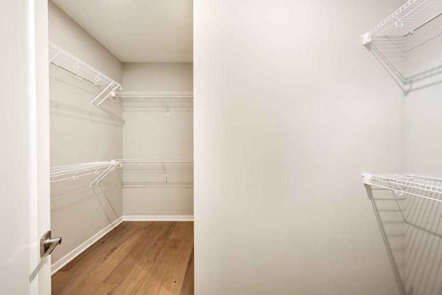 Representative unfurnished interior of a home built from the Linden by Fischer Homes in Twin Lakes, Hoschton (Image 17).