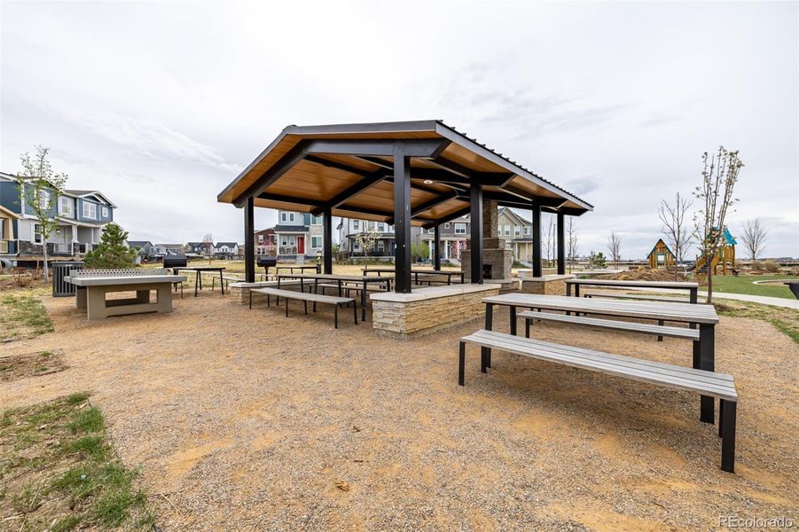 Community amenities in , Aurora (Image 28). Community amenities in , Aurora (Image 28).