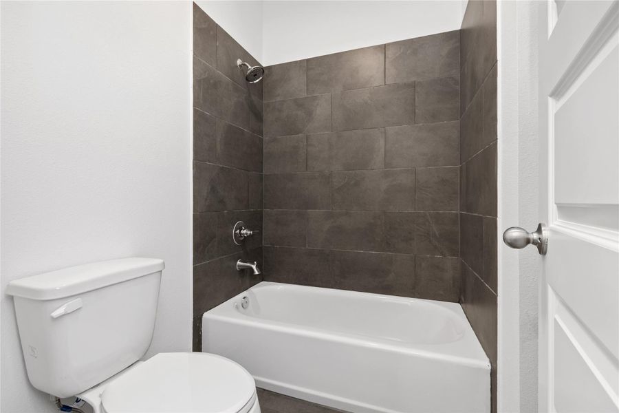 Furnished interior view inside a new home in Harmony Cove, Humble (Image 4).