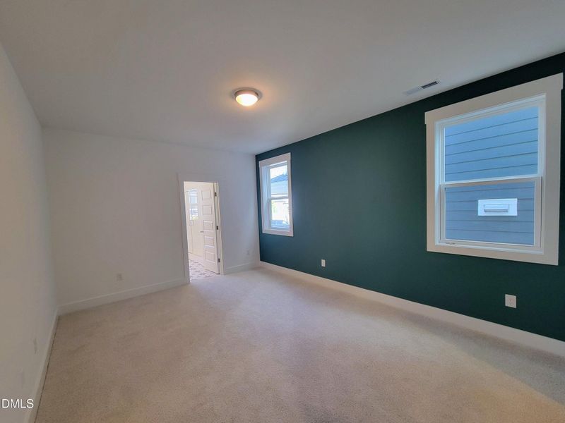 Main Bedroom - 1st Floor!!!
