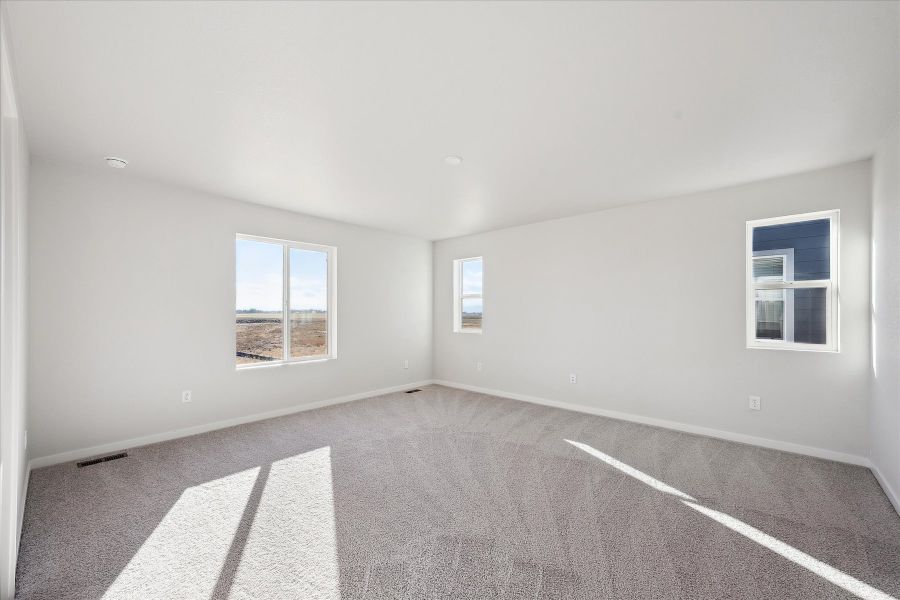 A room with windows.