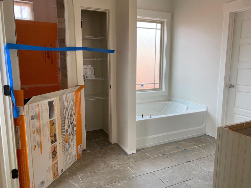 Furnished interior view inside a new home in Tubbs Mountain Estates, Travelers Rest (Image 8). Furnished interior view inside a new home in Tubbs Mountain Estates, Travelers Rest (Image 8).