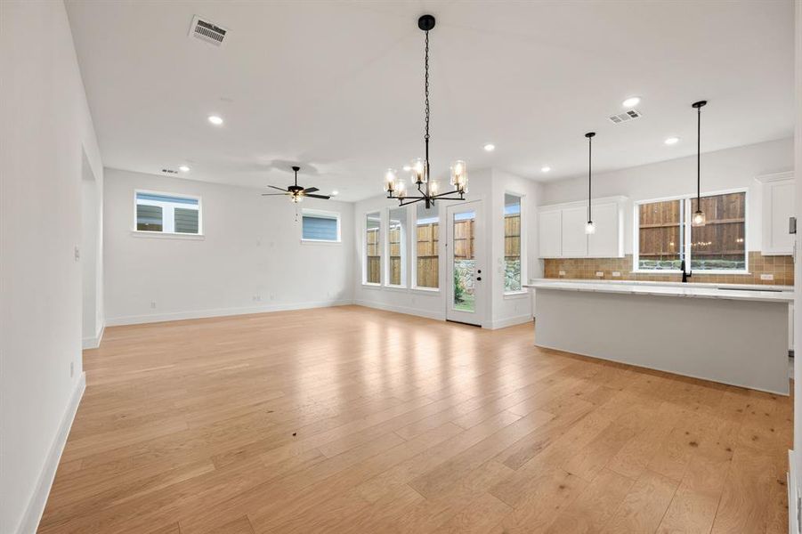 Spacious, unfurnished interior of a new home in North Square at Uptown, Celina (Image 27).