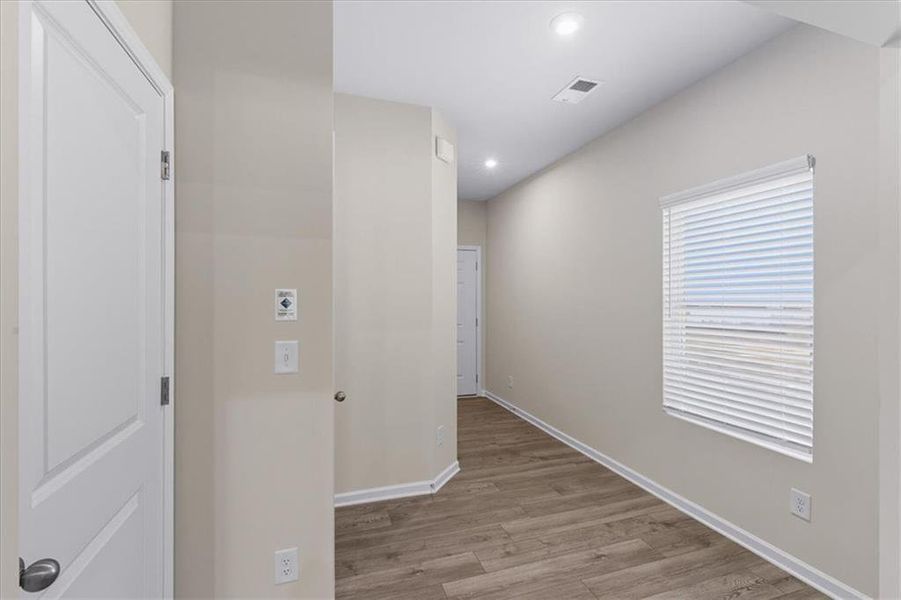 Spacious, unfurnished interior of a new home in Park Center Pointe, Mableton (Image 12).