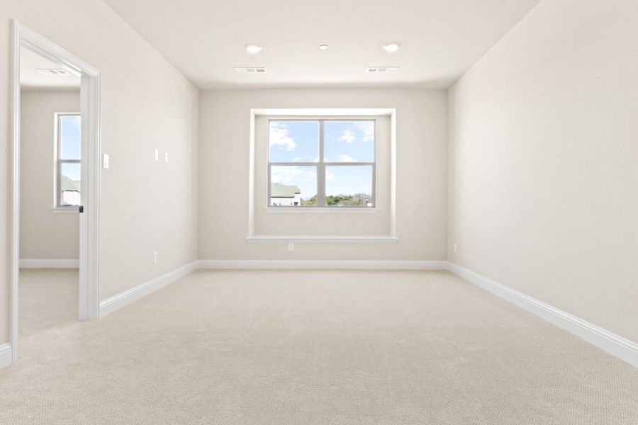 Spacious, unfurnished interior of a new home in Cottonwood Creek, Rowlett (Image 40). Spacious, unfurnished interior of a new home in Cottonwood Creek, Rowlett (Image 40).