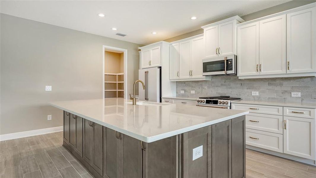 Furnished interior view inside a new home in Palm Grove, Lakewood Ranch (Image 11). Furnished interior view inside a new home in Palm Grove, Lakewood Ranch (Image 11).