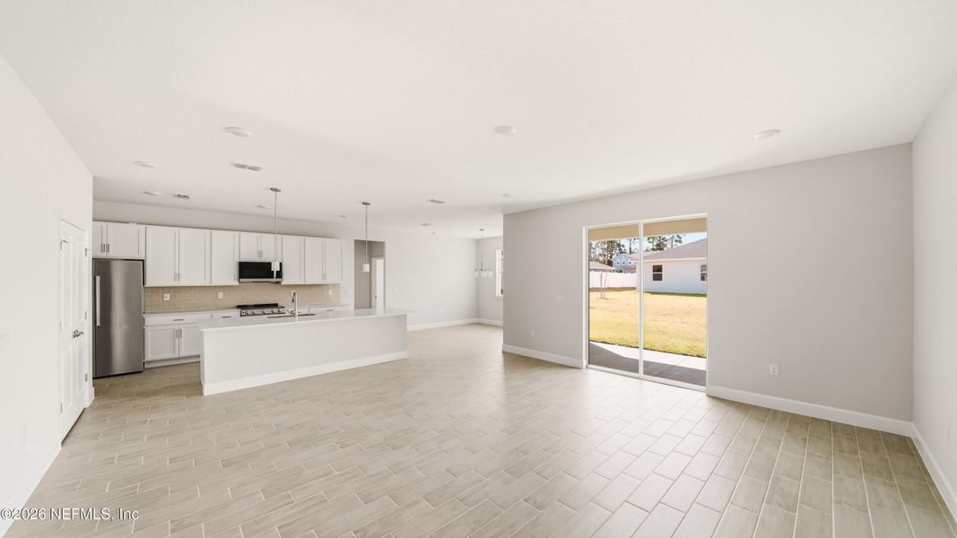 Spacious, unfurnished interior of a new home in , Palm Coast (Image 25).