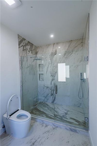 Image 97 of a home in .