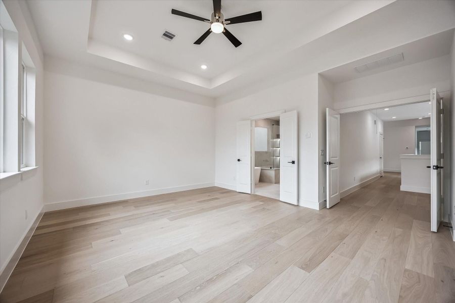Spacious, unfurnished interior of a new home in The Heights Haus Collection, Houston (Image 14).