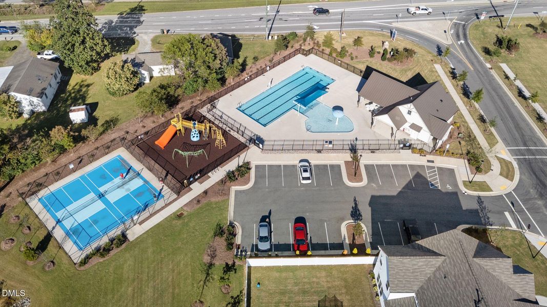 21-web-or-mls-DJI_20251016160851_0211_D 21-web-or-mls-DJI_20251016160851_0211_D