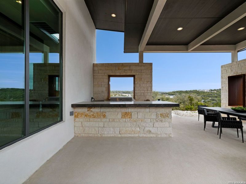 Exterior details and patio area of a home in , San Antonio (Image 28).