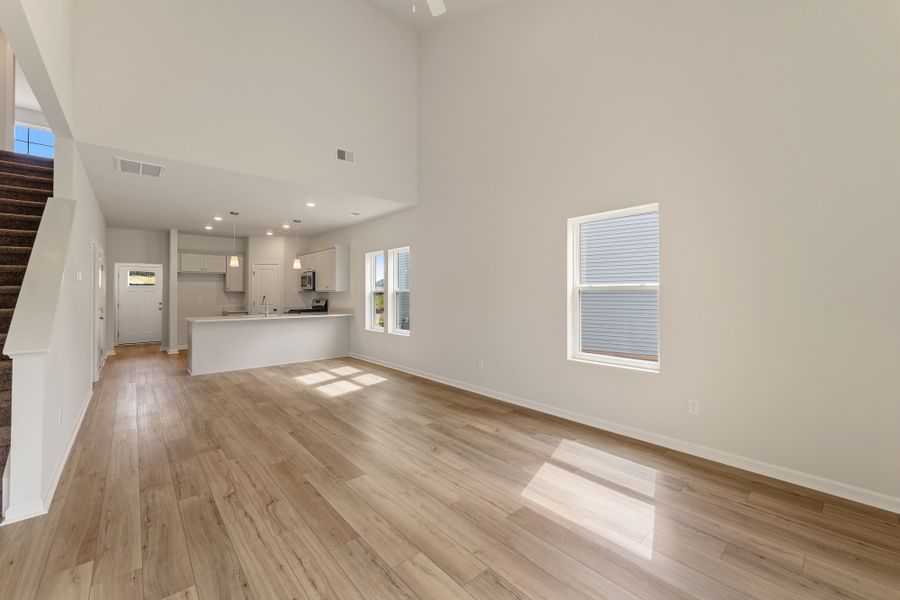 Spacious, unfurnished interior of a new home in Mayfair Village, Spartanburg (Image 16).