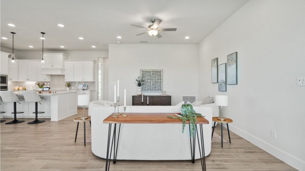 Representative furnished interior of a home built from the 2011F by Perry Homes in Magnolia Bay, Nokomis (Image 9). Representative furnished interior of a home built from the 2011F by Perry Homes in Magnolia Bay, Nokomis (Image 9).