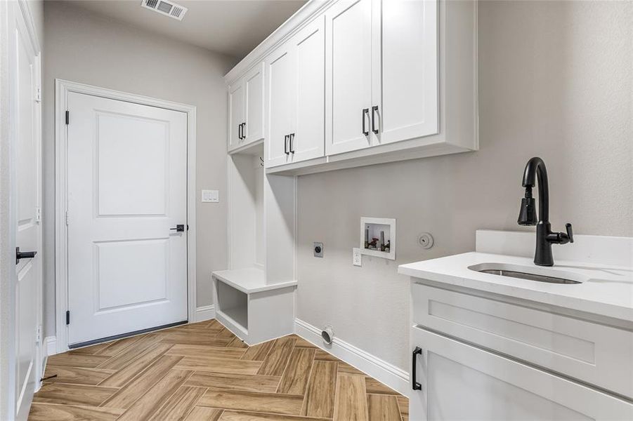 Furnished interior view inside a new home in , Venus (Image 4).