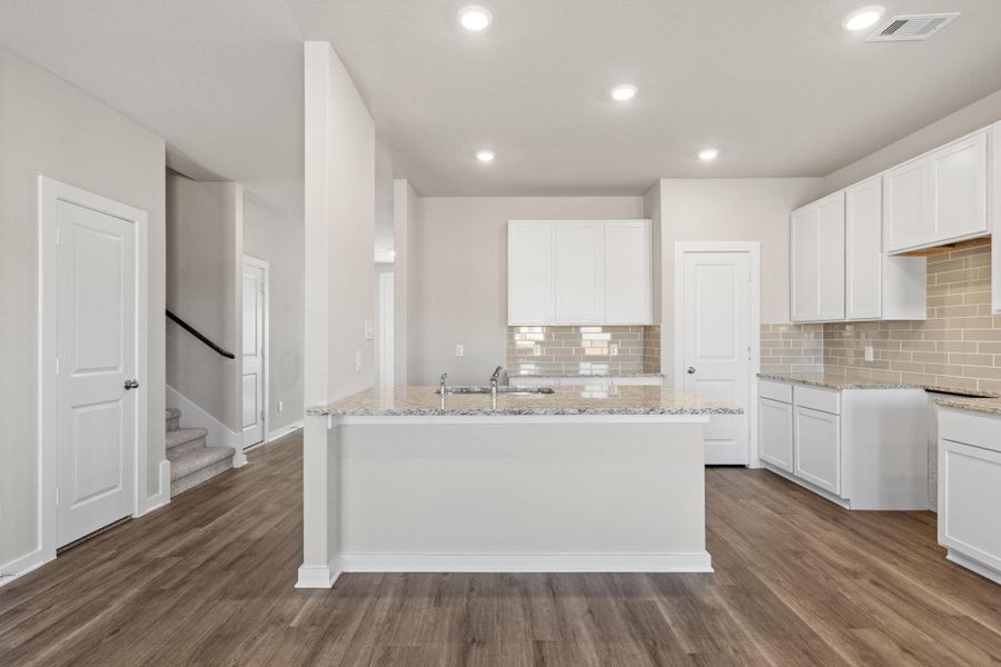 Furnished interior view inside a new home in Arabella on the Prairie 60', Richmond (Image 5).