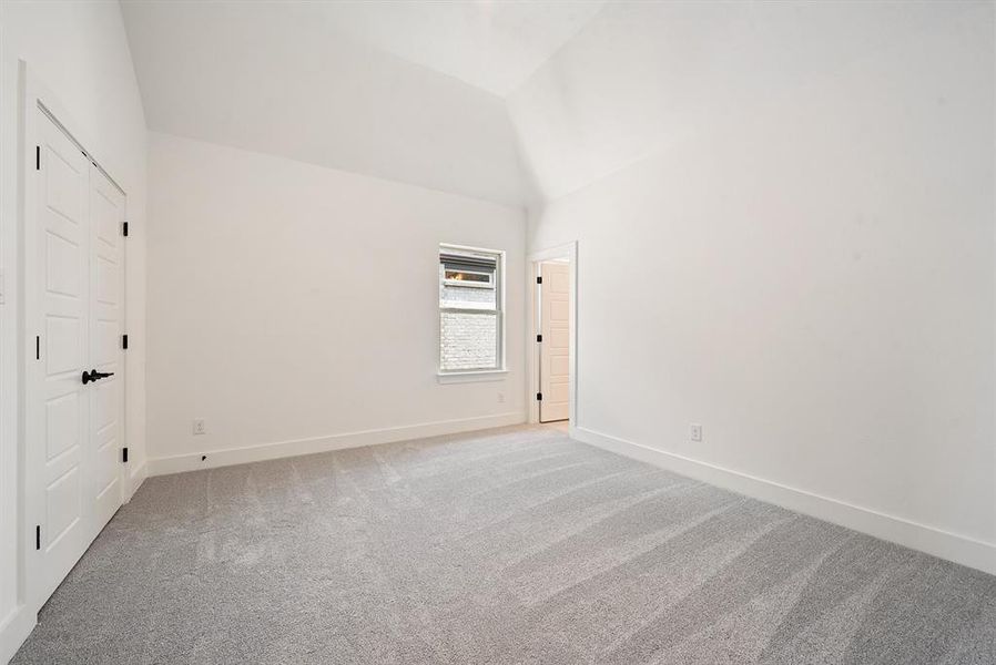 Spacious, unfurnished interior of a new home in Tavolo Park, Fort Worth (Image 30). Spacious, unfurnished interior of a new home in Tavolo Park, Fort Worth (Image 30).