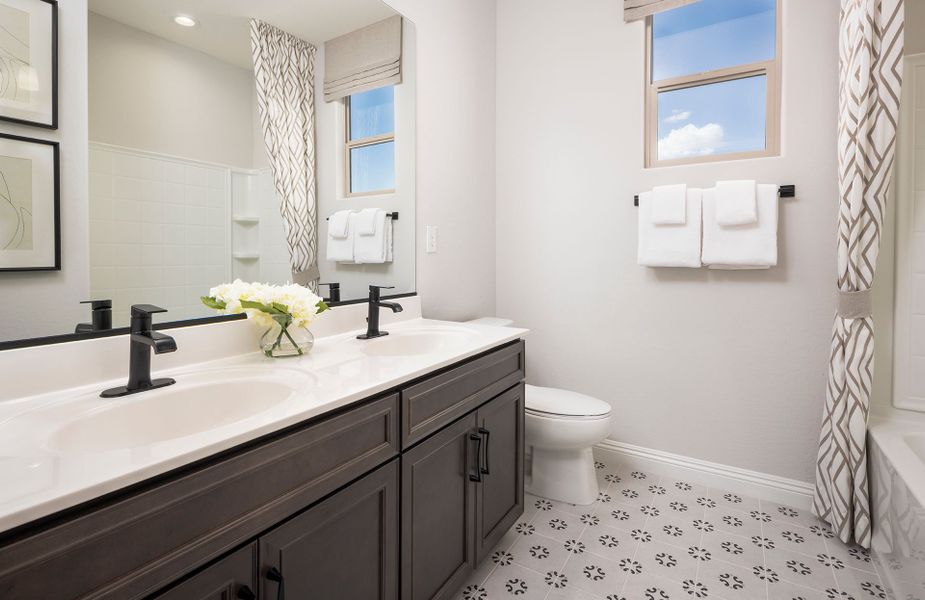 Furnished interior view inside a new home in Allen Ranches, Litchfield Park (Image 10). Furnished interior view inside a new home in Allen Ranches, Litchfield Park (Image 10).