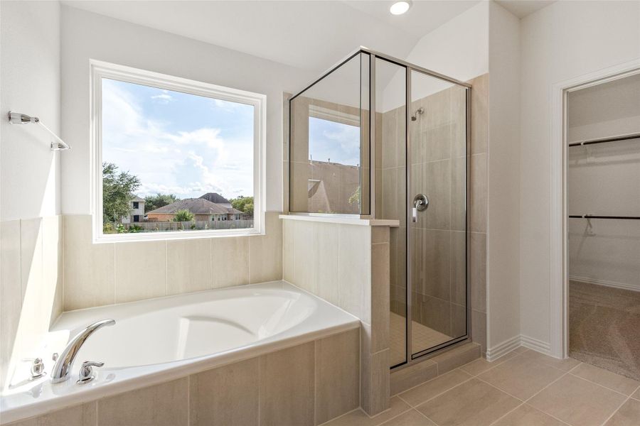 Furnished interior view inside a new home in Ellis Cove, Seabrook (Image 6).