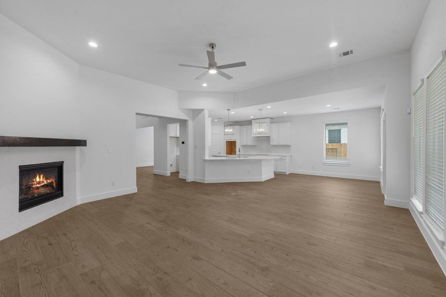 Spacious, unfurnished interior of a new home in Morton Creek Ranch, Katy (Image 23). Spacious, unfurnished interior of a new home in Morton Creek Ranch, Katy (Image 23).