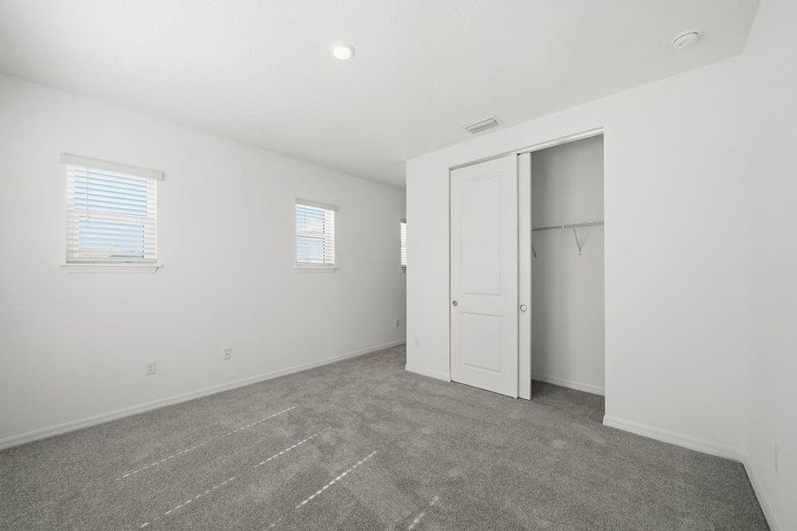 532 SE Ranch Oak Circle ~ Ready Now