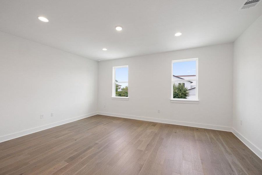 Spacious, unfurnished interior of a new home in Agave, Austin (Image 24).