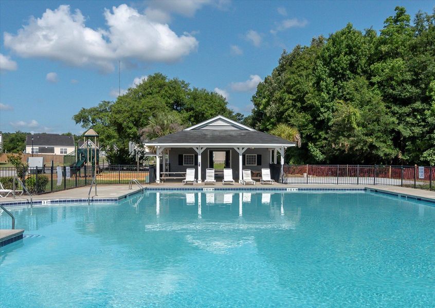 Community amenities in Oakley Pointe, Moncks Corner (Image 43).