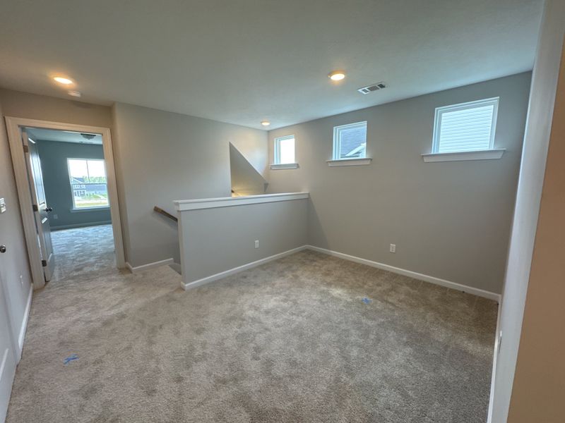Spacious, unfurnished interior of a new home in Windsor, North Augusta (Image 29).