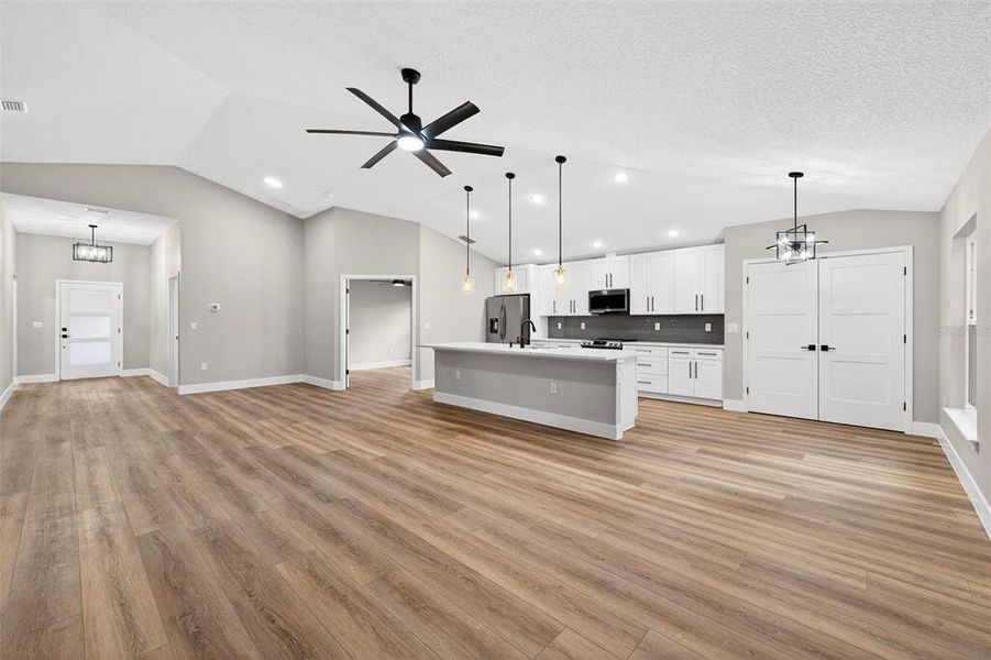 Spacious, unfurnished interior of a new home in , Umatilla (Image 55). Spacious, unfurnished interior of a new home in , Umatilla (Image 55).