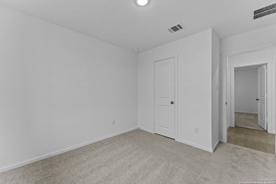 Spacious, unfurnished interior of a new home in , New Braunfels (Image 12).