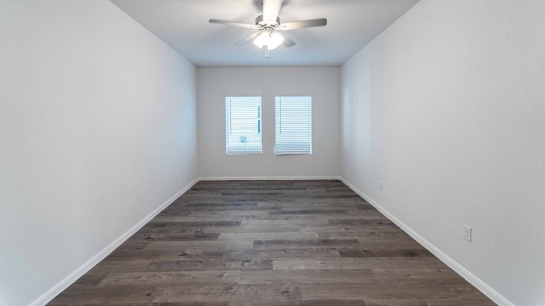 Spacious, unfurnished interior of a new home in Sunset Oaks, Maxwell (Image 19).