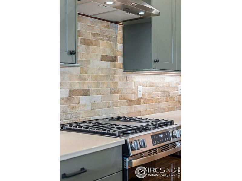 Gas ranges are an option; Stainless Whirlpool appliances are included, but are of course not the only appliance option