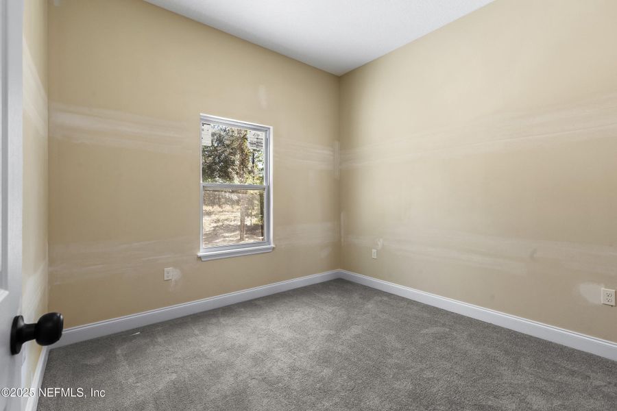 Spacious, unfurnished interior of a new home in , Keystone Heights (Image 9).