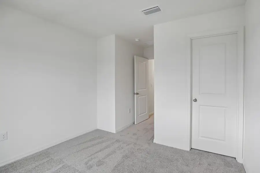 Spacious, unfurnished interior of a new home in Reserve at Forest Lake Townhomes, Lake Wales (Image 16). Spacious, unfurnished interior of a new home in Reserve at Forest Lake Townhomes, Lake Wales (Image 16).