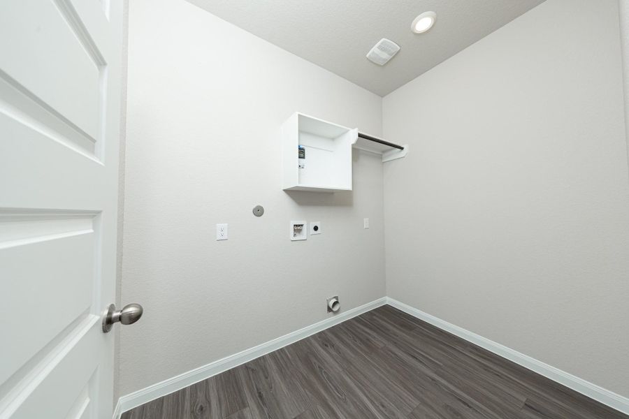 Spacious, unfurnished interior of a new home in Lake Conroe Area Homes, Montgomery (Image 15). Spacious, unfurnished interior of a new home in Lake Conroe Area Homes, Montgomery (Image 15).