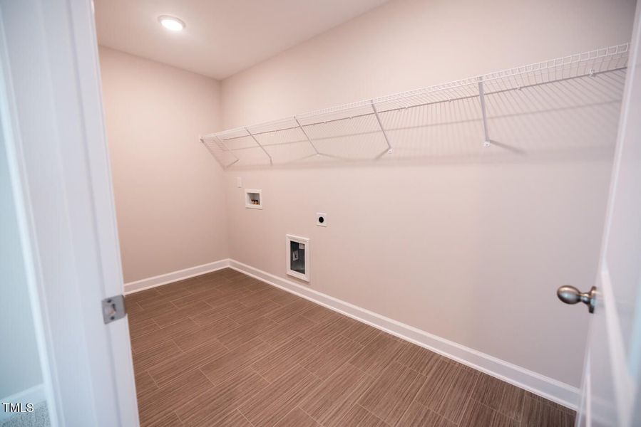 Image 122 of a home in Tobacco Road. Image 122 of a home in Tobacco Road.