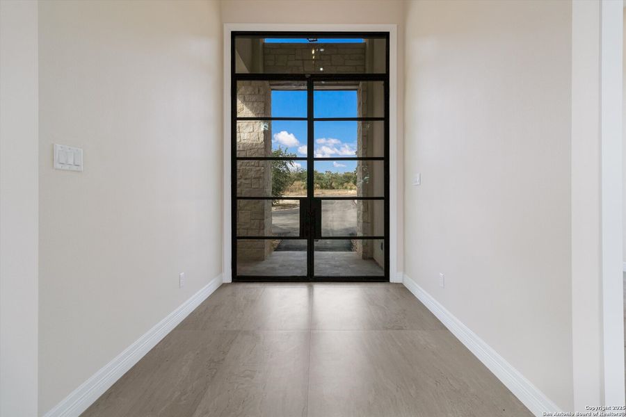 Spacious, unfurnished interior of a new home in , Bulverde (Image 20). Spacious, unfurnished interior of a new home in , Bulverde (Image 20).