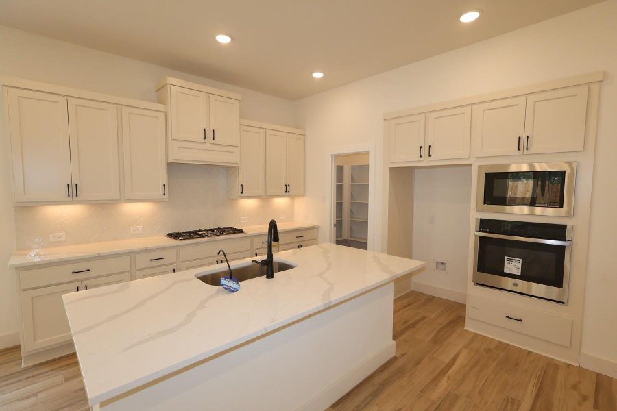 Furnished interior view inside a new home in Clopton Farms, Montgomery (Image 3).