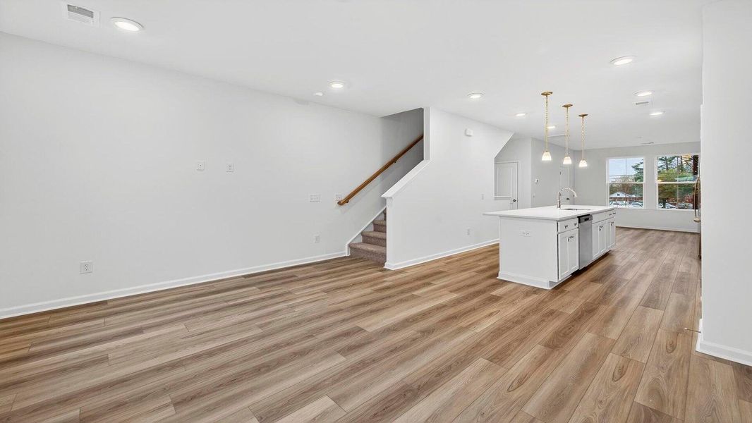 Spacious, unfurnished interior of a new home in , North Charleston (Image 16).