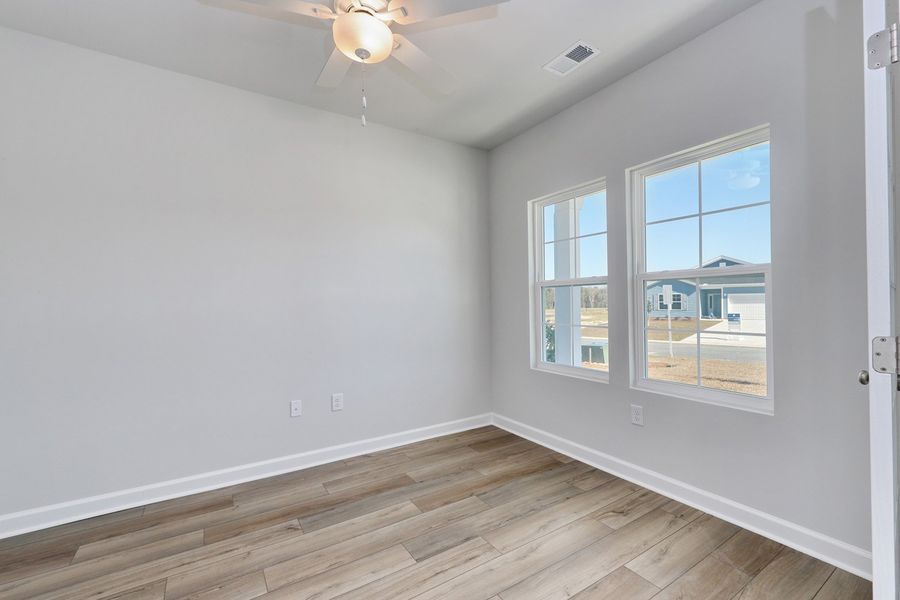 Spacious, unfurnished interior of a new home in Jordan Grove, Conway (Image 15).