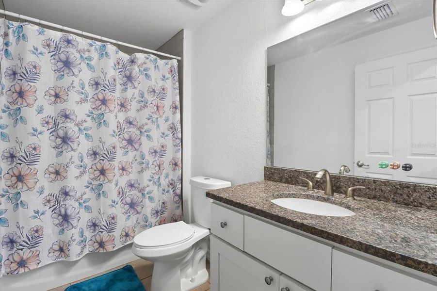 Image 33 of a home in .