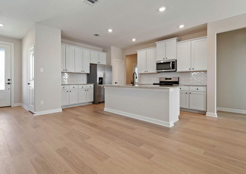 Chef-ready kitchen with stainless steel appliances Chef-ready kitchen with stainless steel appliances