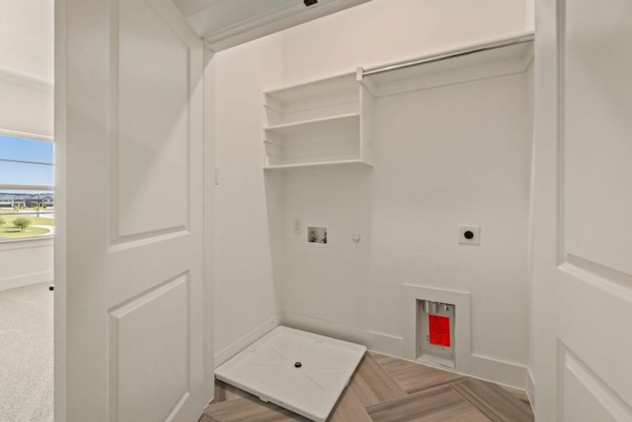 Spacious, unfurnished interior of a new home in Mosaic, Celina (Image 18).