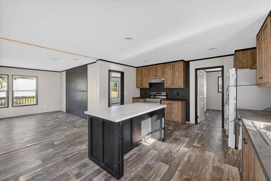 Furnished interior view inside a new home in , Cross (Image 8).