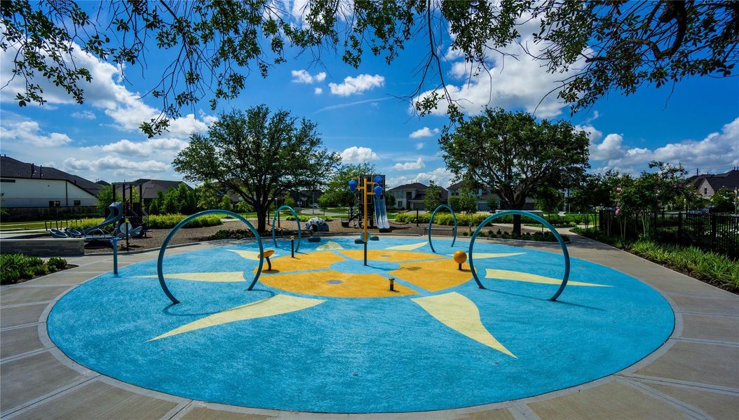 Residents can enjoy their day splashing or lounging in the pool or splashpad! Residents can enjoy their day splashing or lounging in the pool or splashpad!