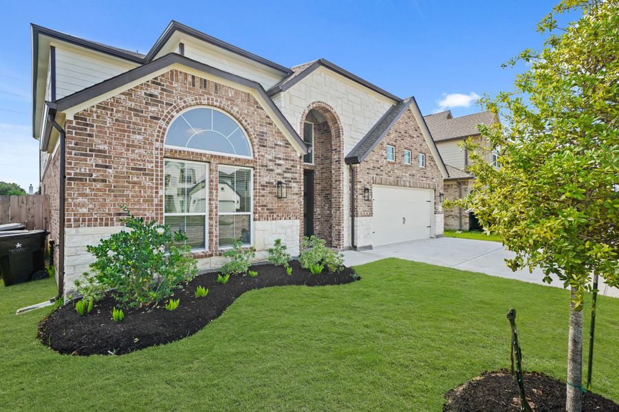 Image 24 of a home in Morton Creek Ranch.
