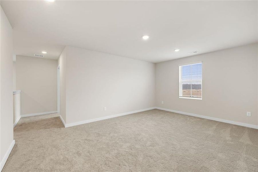 Spacious, unfurnished interior of a new home in Reserve at Gum Springs, Jefferson (Image 19). Spacious, unfurnished interior of a new home in Reserve at Gum Springs, Jefferson (Image 19).