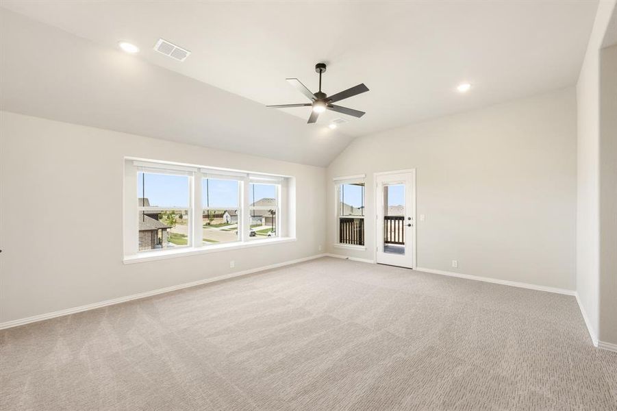 Spacious, unfurnished interior of a new home in Timberbrook 3B-4A, Justin (Image 18).