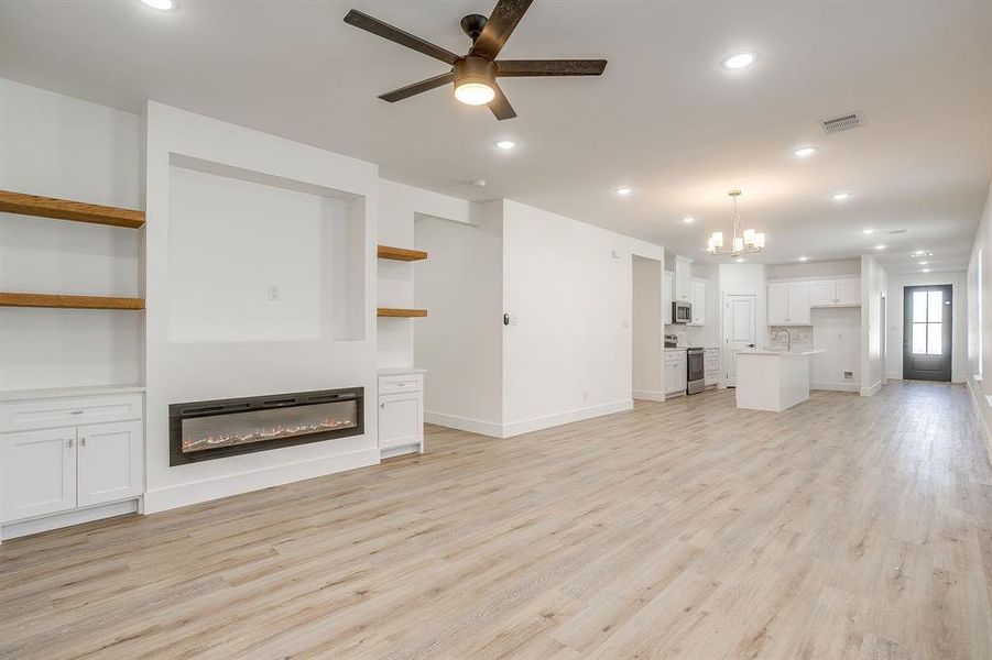 Spacious, unfurnished interior of a new home in , Fort Worth (Image 22).