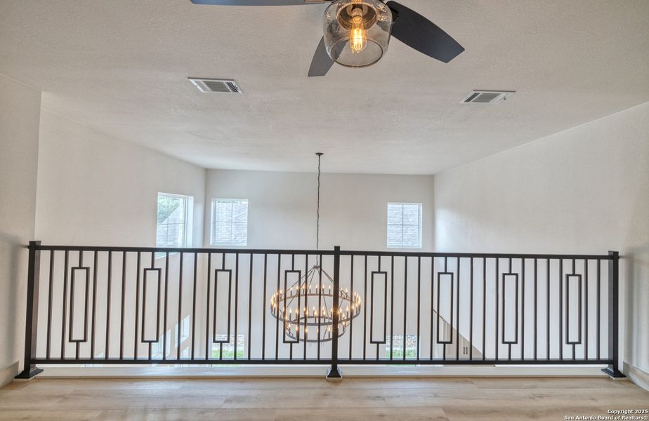 Image 28 of a home in .