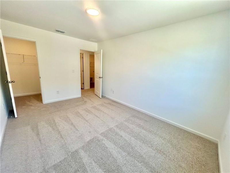 Spacious, unfurnished interior of a new home in , Locust Grove (Image 25).